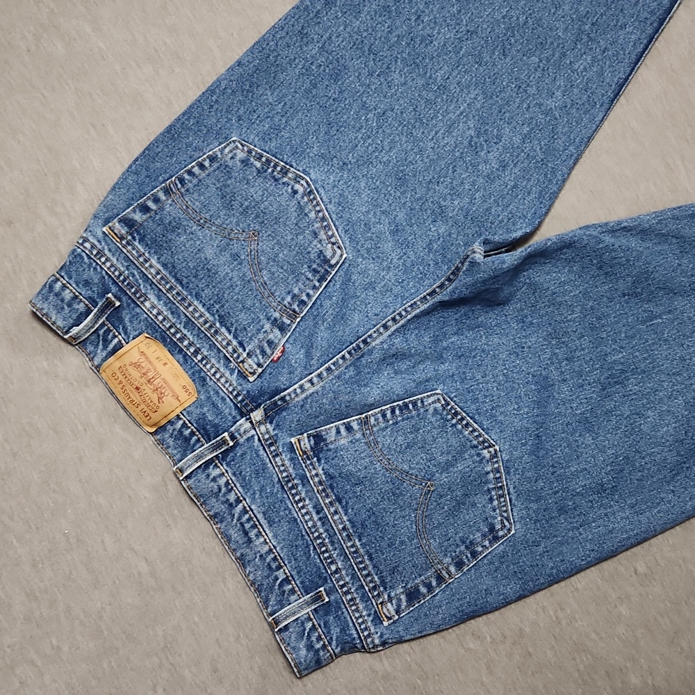 Vintage LEVI'S 550 Relaxed Fit Tapered Leg Baggy Oversized Denim Blue Dad Jeans - Picture 3 of 17